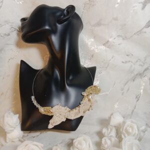 Collier mariée fleurs ivoires et dorées