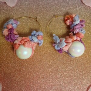 Les anneaux boucles d'oreilles pastels