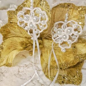 Boucles d'oreilles mariée crochetées avec rubans satins et ses perles
