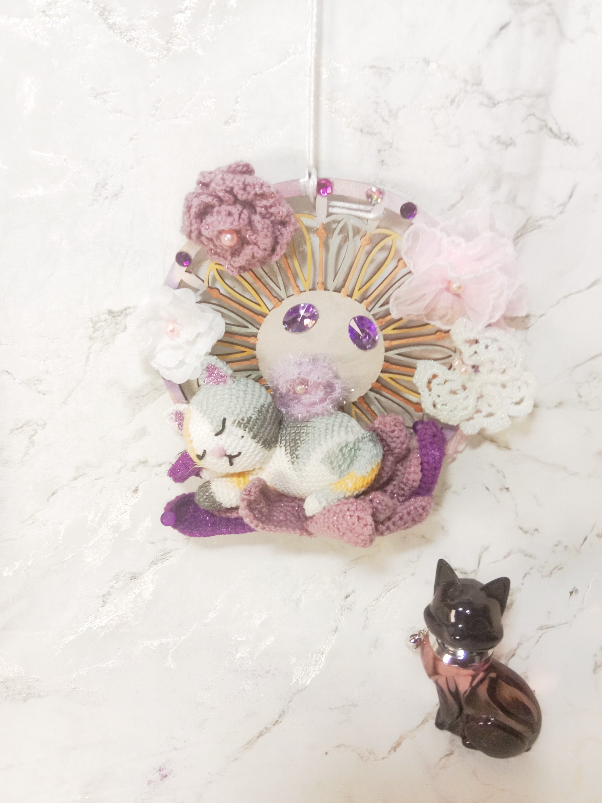 Décoration petit chat et fleurs – Image 3