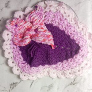 Accroche décorative violette