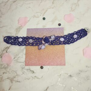 Collier ras de cou violet